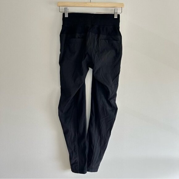 Lululemon Street To Studio Pant II *Unlined 28" Black (First Release) sz 2 - Picture 4 of 8